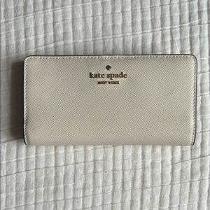 Kate Spade Light Beige Wallet